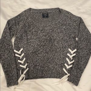 Abercrombie & Fitch Sweater